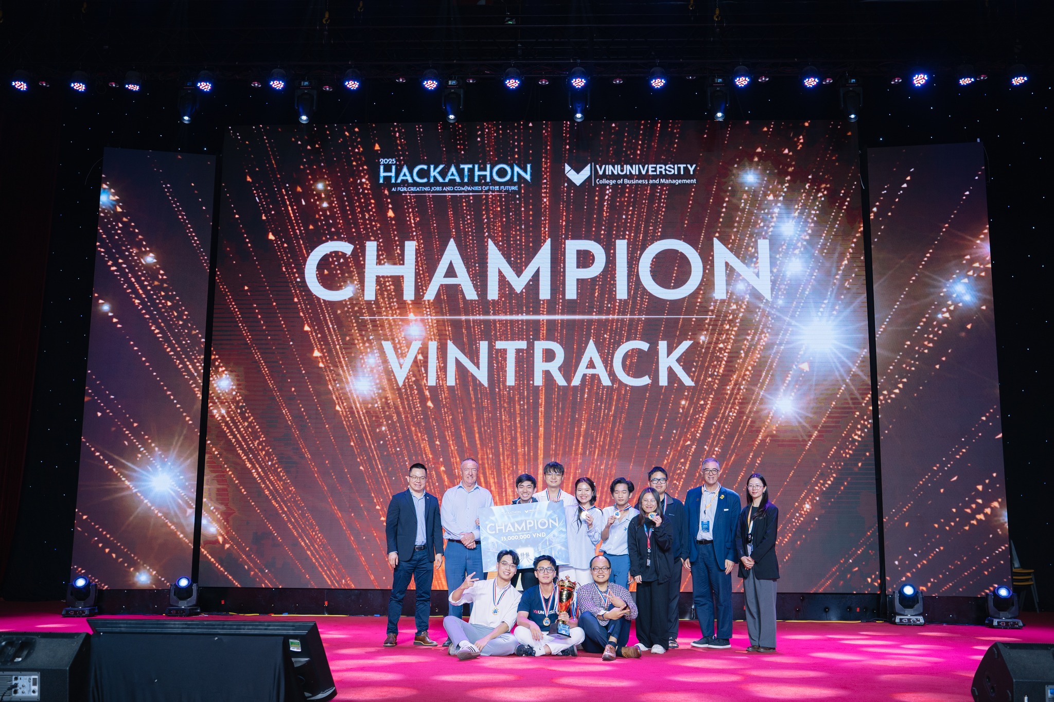 VINUNI HACKATHON 2025 – When AI Empowers Humans to Create the Jobs and Companies of the Future